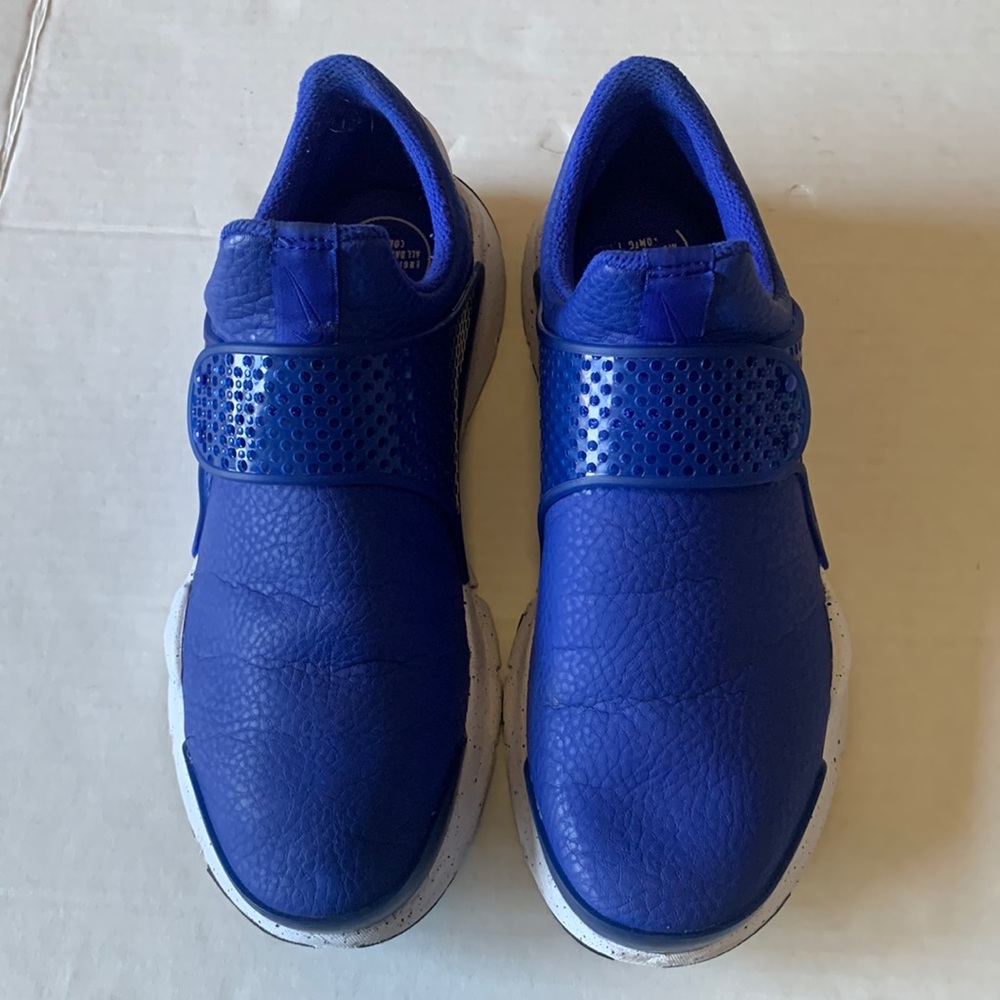 Nike Shock Dart